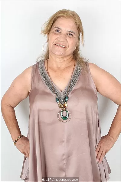 Kadın Oyuncular Adayımız Fatma