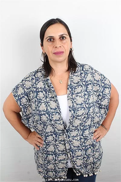 Kadın Oyuncular Adayımız Özlem