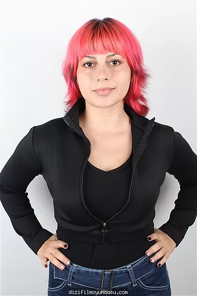 Kadın Oyuncular Adayımız Ece
