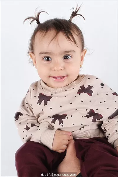 Çocuk Oyuncular Adayımız Miray
