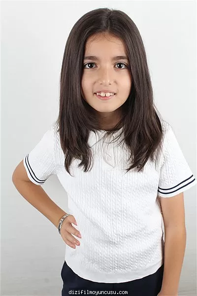 Çocuk Oyuncular Adayımız Elif