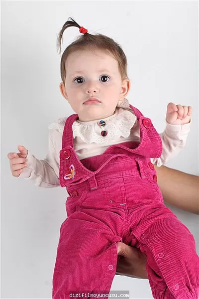 Çocuk Oyuncular Adayımız Zeynep